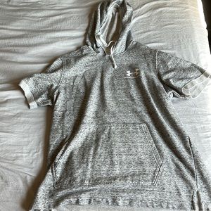 Cut sleeve under amour hoodie